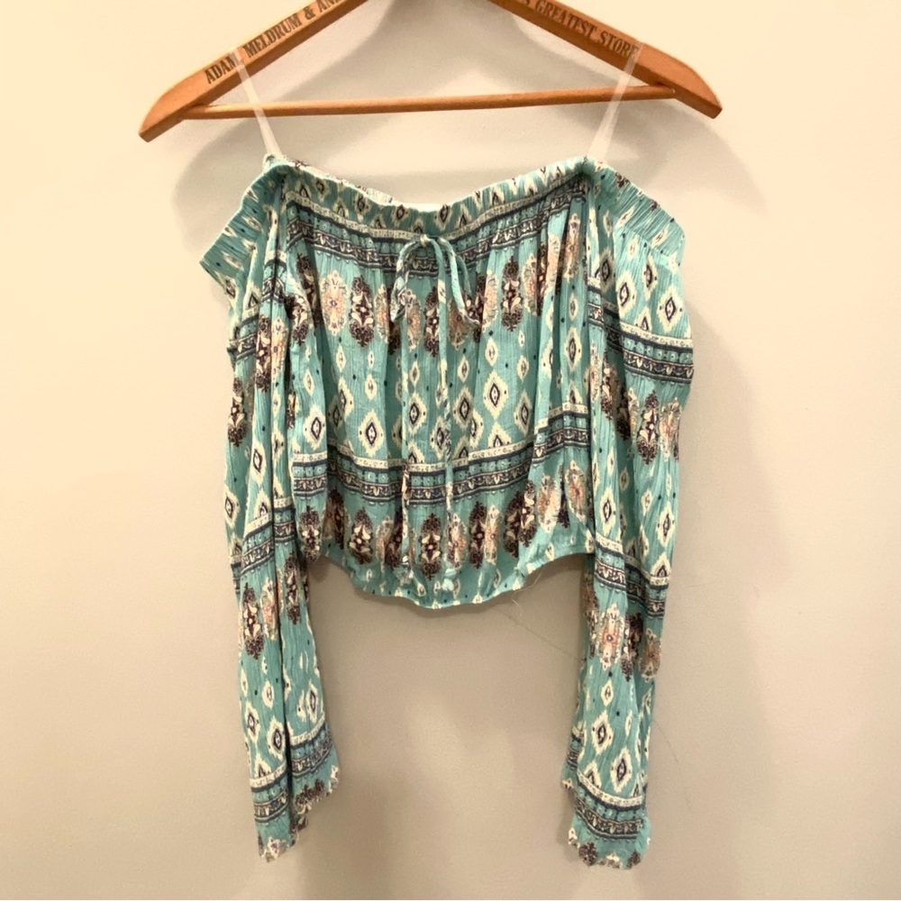 Peach Love California Womens Boho Crop Top Off Shoulder Pale Blue Size Medium